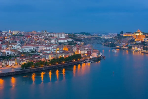 Porto v jarní noci — Stock fotografie