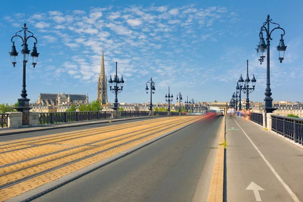 Cityscape of Bordeaux in a summer day — Stock Photo, Image