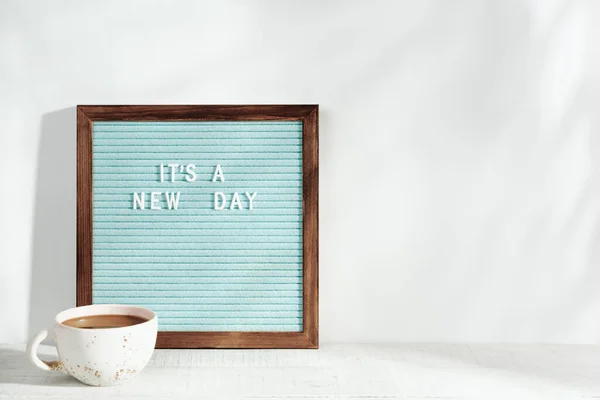 New Day Cup Hot Coffee Letter Board Motivating Phrase Stand — Stock Photo, Image