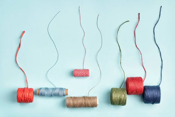 Diferentes Madejas Cuerdas Cordeles Cuerdas Para Embalaje Decoración — Foto de Stock