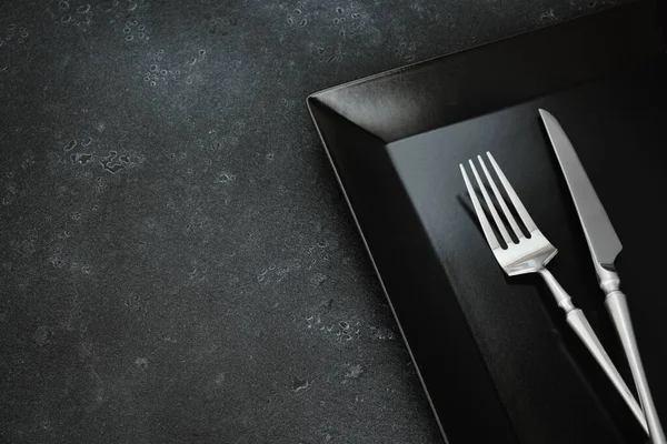 Cutlery Black Square Dish Dark Textured Background Table Setting — Stock Photo, Image