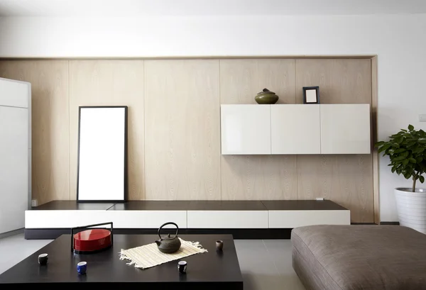 Elegante und komfortable Innenausstattung, TV-Wand — Stockfoto