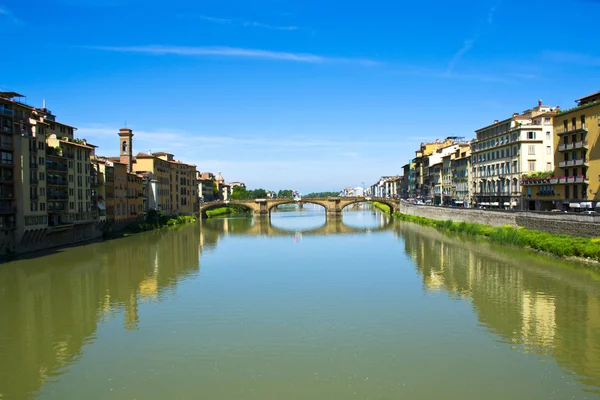 Floden arno, Florens — Stockfoto