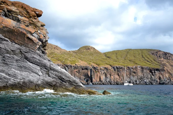 Eiland van vulkaan - Sicilië — Stockfoto