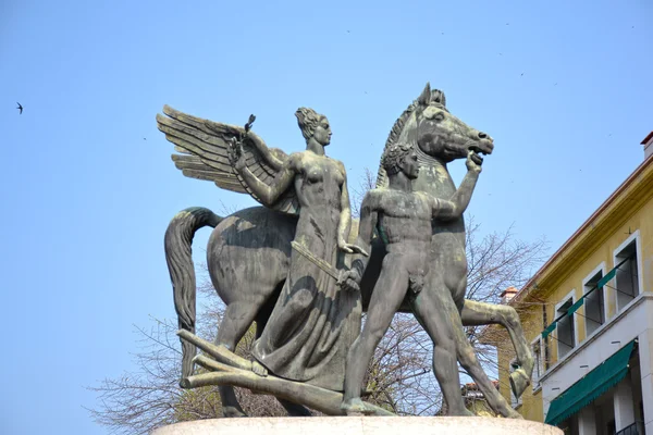 Estatua de bronce — Foto de Stock