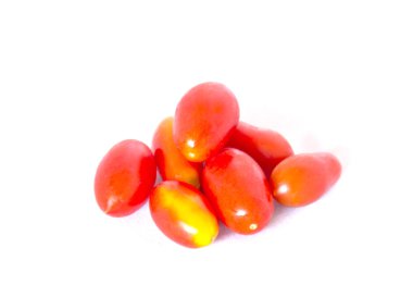 küçük kırmızı domatesler