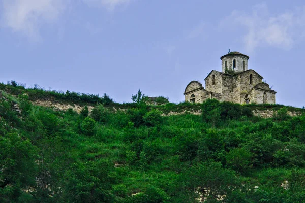 Templo Antigo Nas Montanhas Cáucaso Norte Templo Sentinsky Edifício Abandonado — Fotografia de Stock