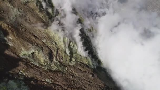 Pohled Ptačí Perspektivy Horské Gejzíry Kamčatky Rusku Horká Mlha Kameny — Stock video