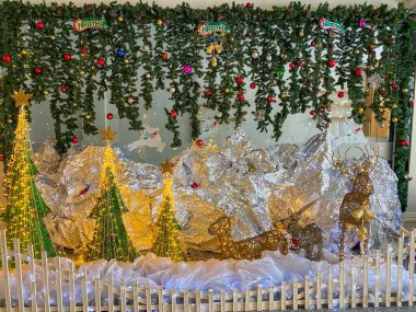 Noel beşiği resimleriyle güzel bir Noel arkaplan süslemesi