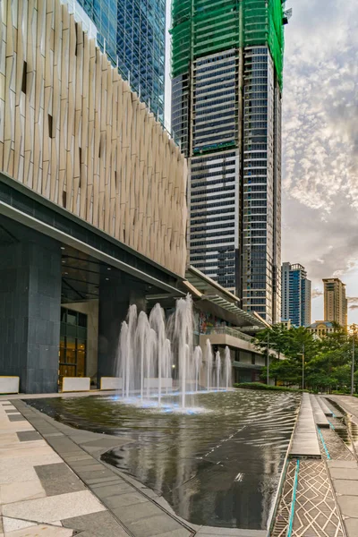 Distrito financiero en Bonifacio Global City, Taguig, Metro Manila — Foto de Stock