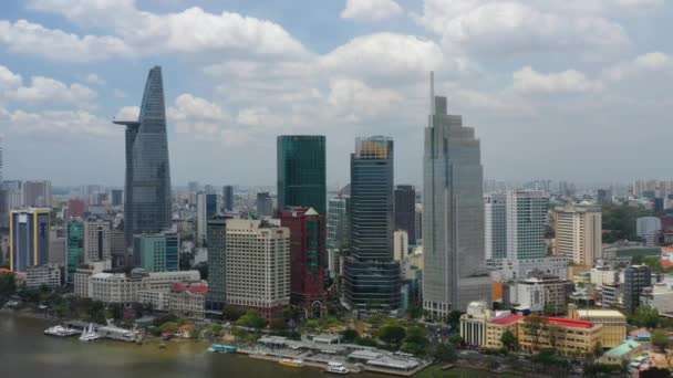Capa da cidade aérea 4K metragem de Ho Chi Minh cidade, Vietnã — Vídeo de Stock