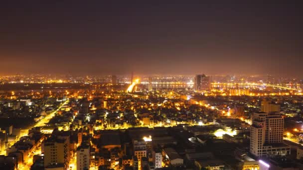 Time-Lapse view of industrialized city from dawn to morning with picturesque view of lights. — Stok video