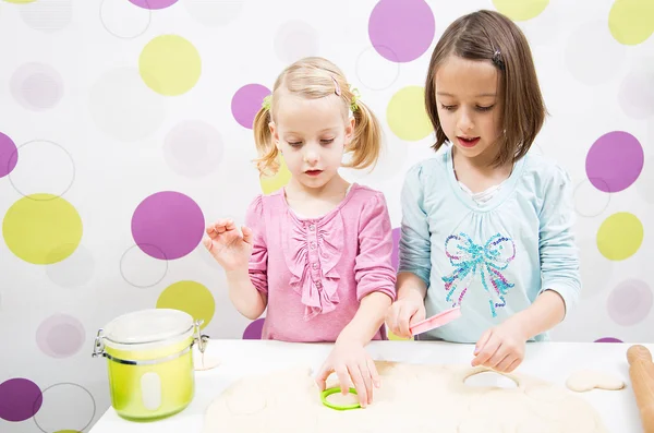 Sister in kitchen — Stock Photo, Image