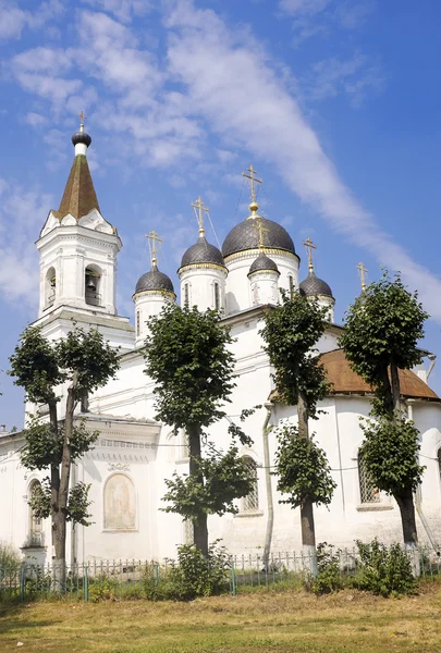 White Trinity Church, oldest building Russia — Stock Photo, Image