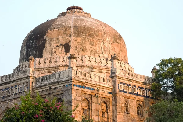 Lodi bahçeleri. İslami mezar Bara Gumbad — Stok fotoğraf