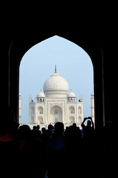 Taj mahal, India. Vedere prin arc — Fotografie, imagine de stoc