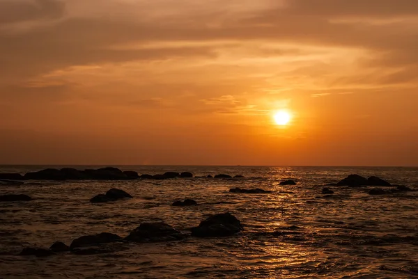 Beautiful sunset over the sea — Stock Photo, Image