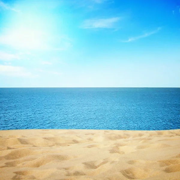 Spiaggia soleggiata — Foto Stock