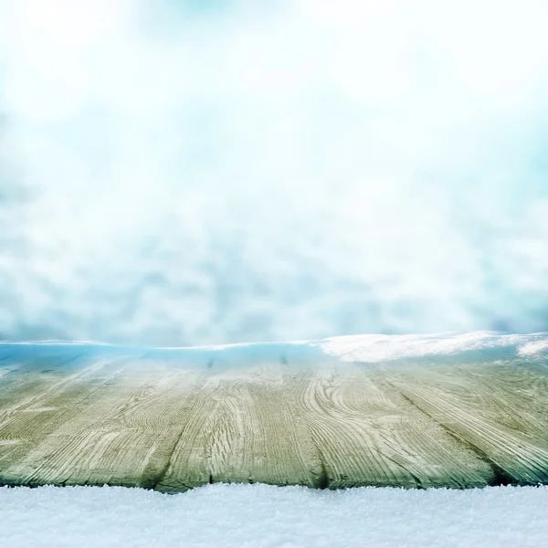 Camino de madera en la nieve — Foto de Stock