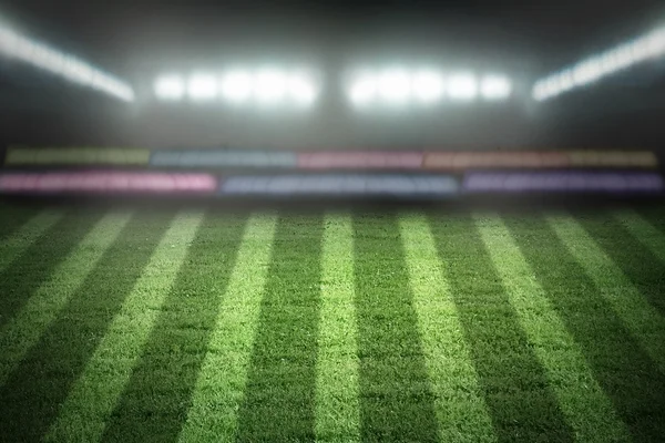 Спортивний стадіон у світлі прожекторів — стокове фото