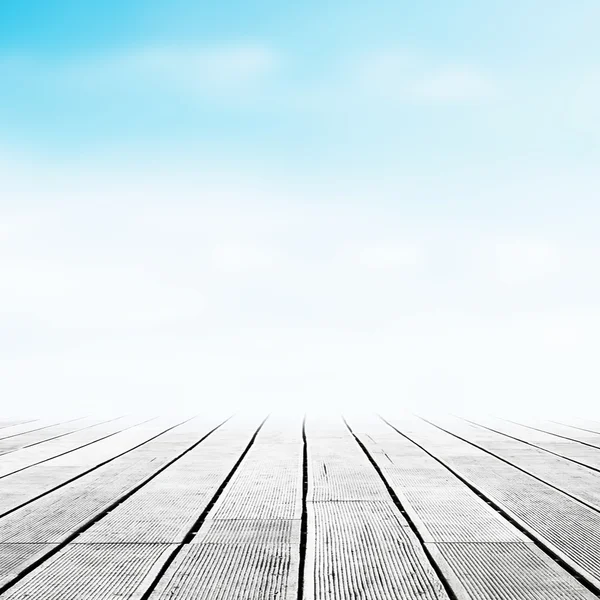 Walking wooden path under sky — Stock Photo, Image