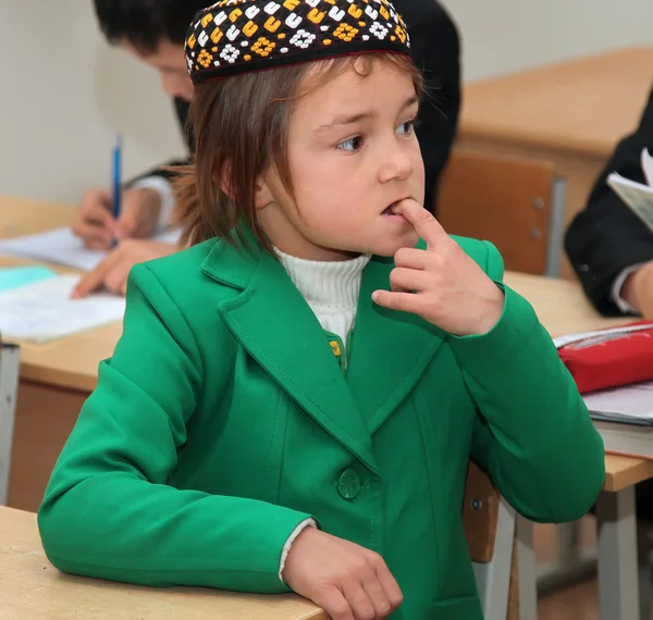 Ашгабад, Туркменістан - 4 листопада 2014 року. Портрет послугами unknow — стокове фото