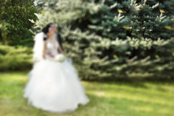 Bruiloft. Radiale zoom blur effect defocusing filter is toegepast, wit — Stockfoto