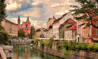 Ljubljana, Slovenya - 28 Temmuz 2014: Ljubljana - Slovenya - şehir