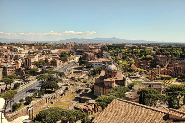 Vista panorámica de las ruinas del Foro Romano en Roma, Italia. — Foto de Stock