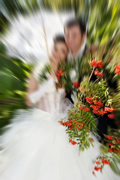 Casamento. Efeito de desfocagem do zoom radial filtro de desfocagem aplicado, sagacidade — Fotografia de Stock