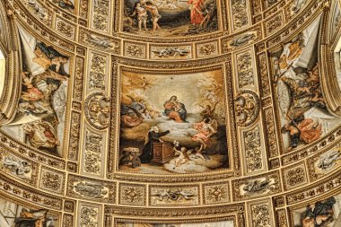 Roma, İtalya, 11 Nisan 2016: Kilise kubbe fresk 
