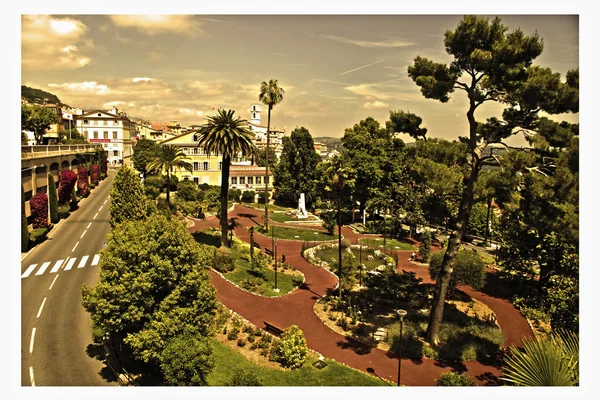 Grasse Town  and Parfumerie Fragonard Factory, France. Fragonard — Stock Photo, Image