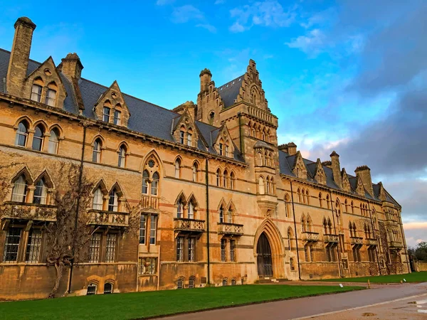 Величественный Фасад Колледжа Christ Church College Входящего Состав Оксфордского Университета — стоковое фото