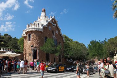 Barcelona, İspanya - 8 Temmuz: 8 Temmuz 2014 tarihinde ünlü park Güell