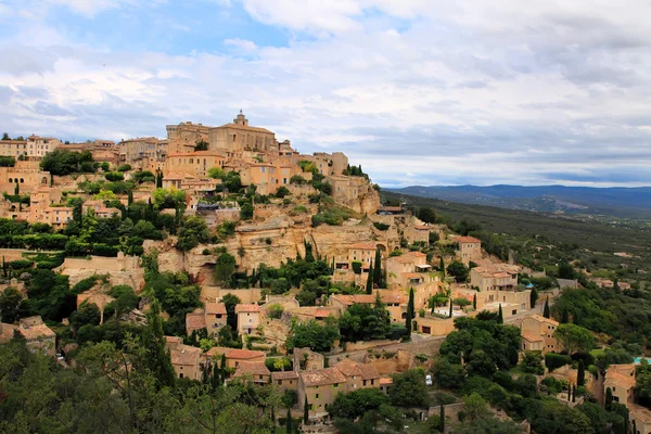 Pueblo medieval de Gordes, en la cima de una colina. Provenza. Francia . —  Fotos de Stock
