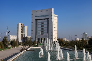 Aşkabat, Türkmenistan - 11 Ekim 2014: Yeni boğa görünüm