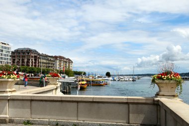 Geneva, İsviçre - 12 Temmuz 2014. Waterfront sayısı Gölü Ge