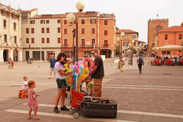 VENEZIA, MESTRE-29 giugno 2014: Mestre il 29 giugno 2014. Piazza Er — Foto Stock