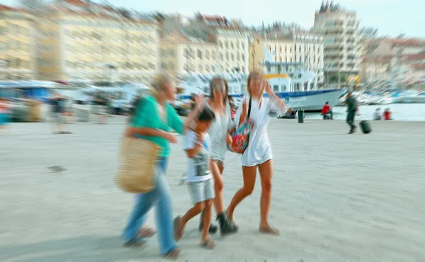 Sfondo astratto. Marsiglia, Porto Vecchio (Vieux-Port) con peop — Foto Stock