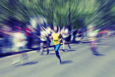Arka plan. Uluslararası maraton koşucusu. Etkisi bulanıklık