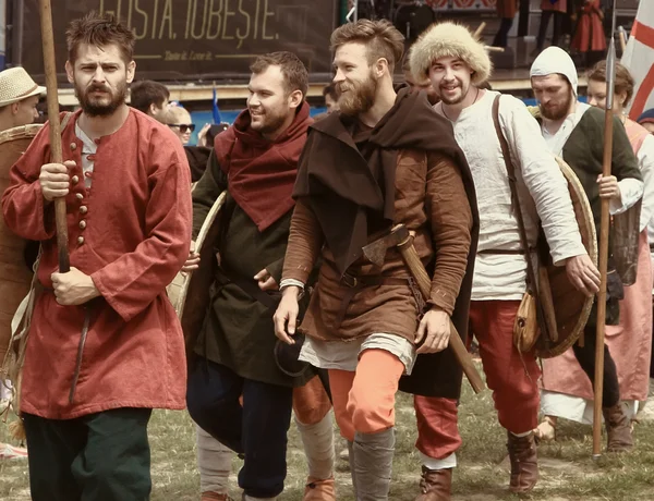 Vatra, Moldova. June 28, 2015. Medieval Festival. Historic clubs — Stock Photo, Image