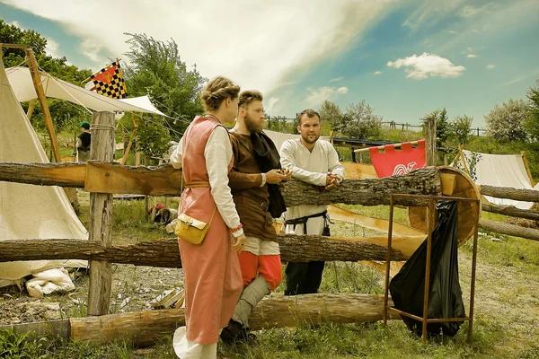 Vatra, Moldova. June 28, 2015. Medieval Festival. Historic clubs — Stock Photo, Image