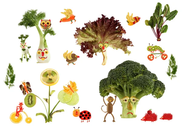 Conceito de comida criativa. País fabuloso, feito de frutas e legumes — Fotografia de Stock