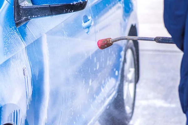 Man Washes Car His Own Car Wash Self Service Cheap — Stock Photo, Image
