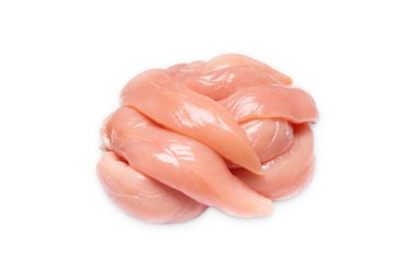 Beyaz arka plan izolasyonuna yakın taze tavuk filetosu parçaları. Çiğ fileto. Sağlıklı minik tavuk iç göğüs filetosu. Tavuk eti arka planı..