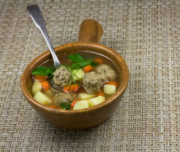 Soupe de boulettes de viande — Photo