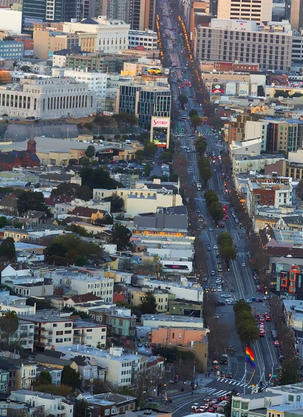 Blick von den Zwillingsspitzen auf die Marktstraße in San Francisco — Stockfoto