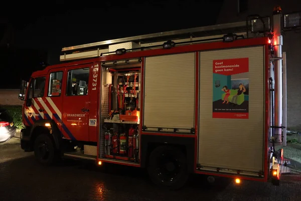 Service Incendie Nieuwerkerk Aan Den Ijssel Occupé Combattre Incendie Soir — Photo