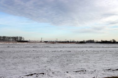 Zuidplaspold tarlaları 2021 kışında Hollanda 'da karla kaplıydı.