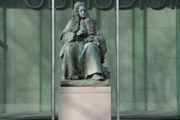 Estátua Frente Supremo Tribunal Dos Países Baixos Haia Advogado Passado — Fotografia de Stock